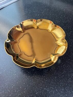 Vintage Gold tone scalloped trinket tray with feet